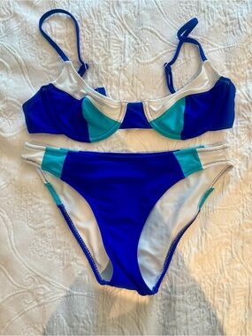 SOLID & STRIPED Blue and Teal Colorblock Bikini (New without tags)